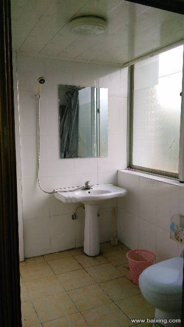 府后人家西门旁边 商住两用0厅 精装修